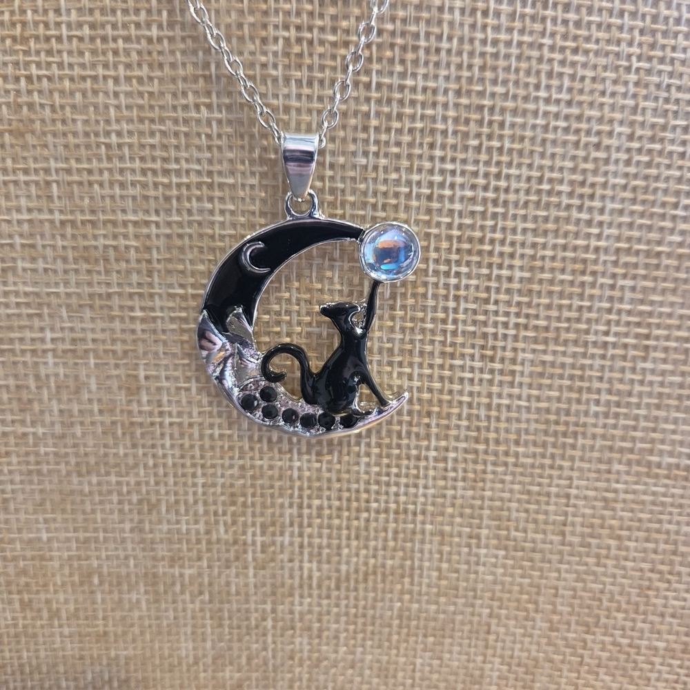 Necklace: Black Cat , Opalite Moon, Sitting On Black Onyx Crystals - Picture 9 of 9